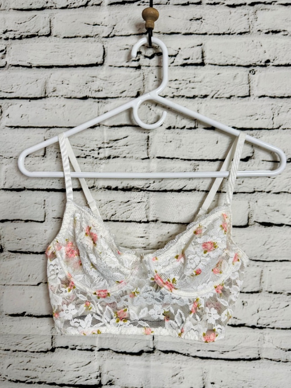 Forever 21 White Pink Floral Lace Bustier Crop Top Size Medium